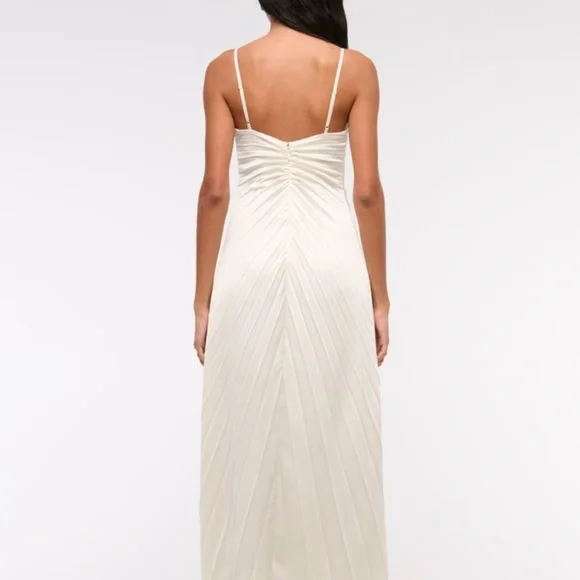 NWT - The A&F Giselle Sunburst Pleated Maxi Dress - Picture 4 of 11